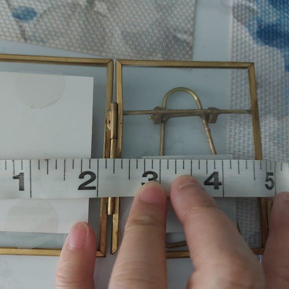 Isaac Jacobs Super Cute Vintage Feel Gold Trim Rusty Mini Photo Frame Stand - Picture 5 of 6